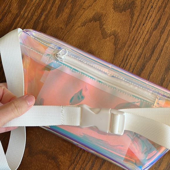Levi’s clear belt bag - Picture 4 of 4